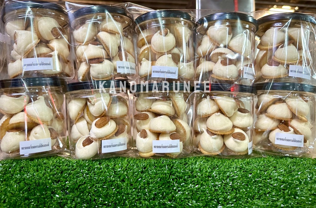 แครกเกอร์เมอแรงค์อัลมอนด์*10pcs